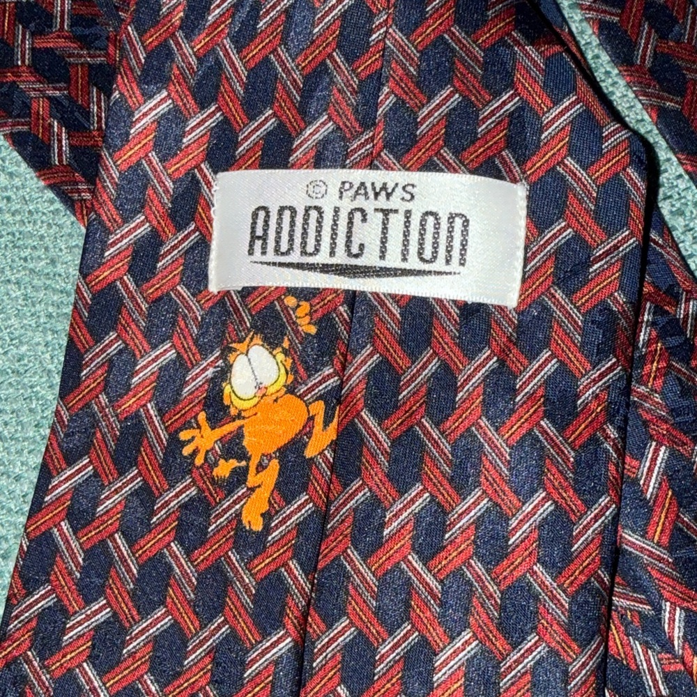 Paws Addiction Garfield Tie 🔥 - Picture 3 of 4